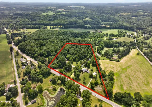 2nd image of 11465 Clinton Rd, Rives Junction, MI 49277 | MLS# 70543455