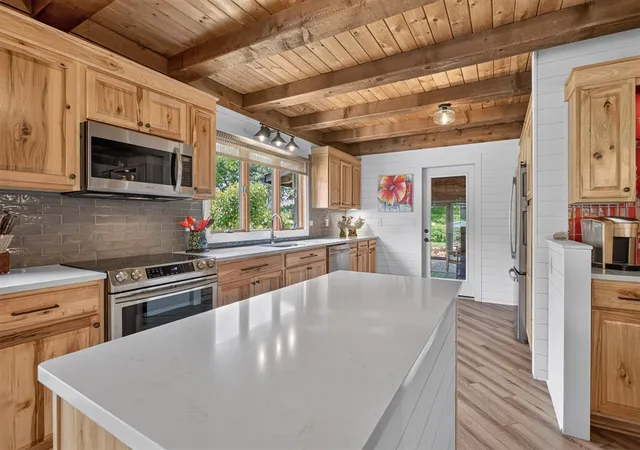4th image of 11465 Clinton Rd, Rives Junction, MI 49277 | MLS# 70543455