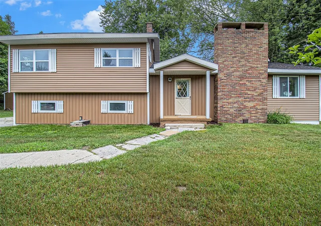 Homes for sale in Hesperia, MI | 5801 E Garfield Rd, Hesperia, MI 49421 | MLS# 70484096