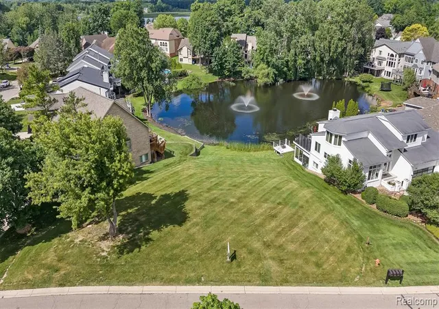 Land for sale at 1062 Forest Bay Dr, Waterford, MI 48328 | MLS# 61004770