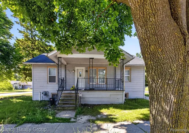 Photo 2 of Single family home for sale at 1603 Cooper Ave, Saginaw, MI 48602 | MLS# 61017194 | Listing updated on 2026-08-16