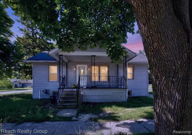 Photo 3 of Single family home for sale at 1603 Cooper Ave, Saginaw, MI 48602 | MLS# 61017194 | Listing updated on 2026-08-16