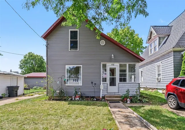2nd image of 44 Highland Ave, Battle Creek, MI 49015 | MLS# 70553910