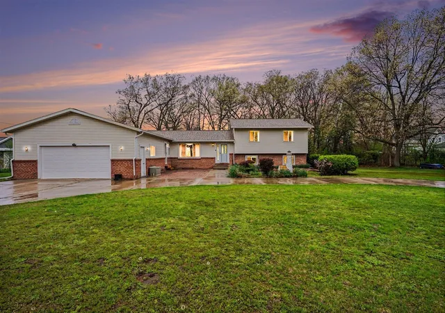 Photo 1 of Single family home for sale at 15378 Mcleans, Spring Lake, MI 49456 | MLS# 70529486 | Listing updated on 2026-08-19