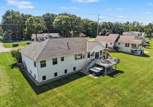 Homes for sale in Grand Haven, MI | 13154 Acacia Dr, Grand Haven, MI 49417 | MLS# 70541538