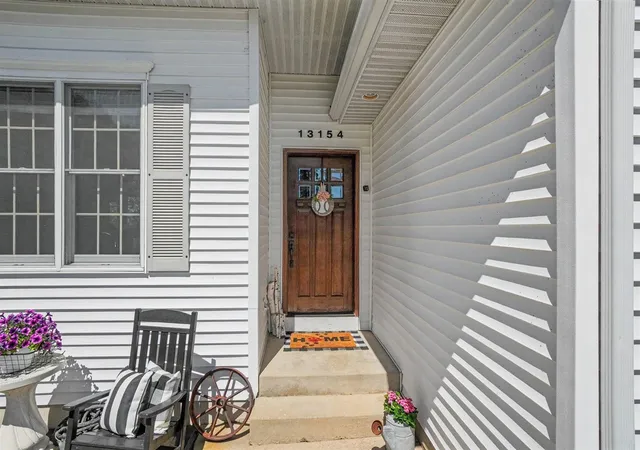 Homes for sale in Grand Haven, MI | 13154 Acacia Dr, Grand Haven, MI 49417 | MLS# 70541538