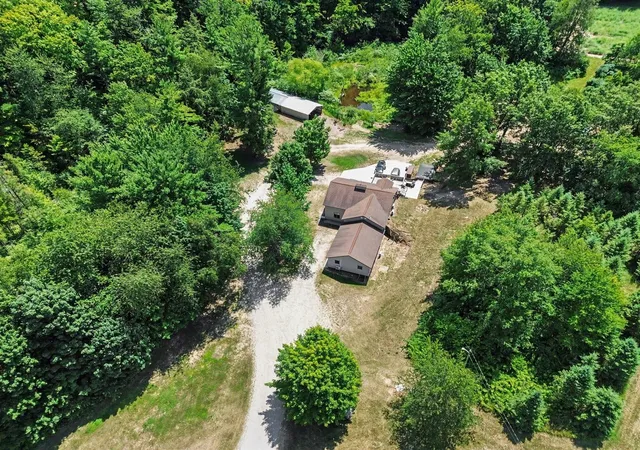 Photo 5 of Sale Pending at 6749 W Taylor Rd, Mears, MI 49436 | MLS# 70550627 | Listing updated on 2026-09-01