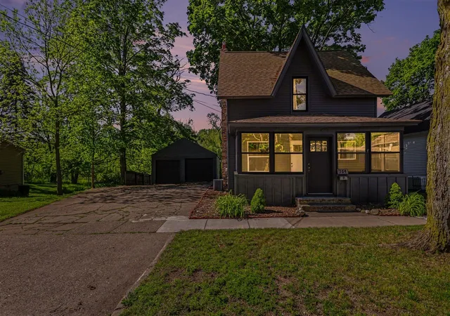 Homes for sale in Marshall, MI | 734 E Green St, Marshall, MI 49068 | MLS# 70535766