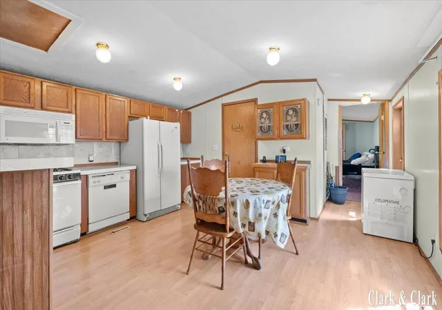 Homes for sale in Newaygo, MI | 634 S Bluegill Ln, Newaygo, MI 49337 | MLS# 70530181