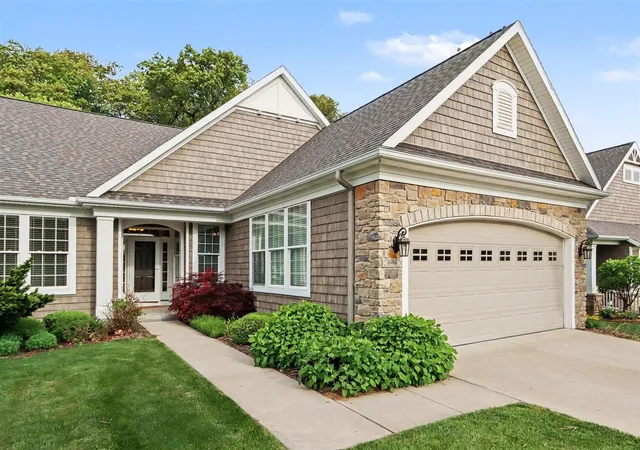 Photo 2 of Condo for sale at 8888 Oakland Hills Cir, Portage, MI 49024 | MLS# 70546293 | Listing updated on 2026-09-17