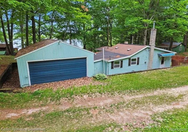 Photo 2 of Single family home for sale at 6287 Rock Rd, Lake, MI 48632 9709 | MLS# 61008906 | Listing updated on 2026-08-31
