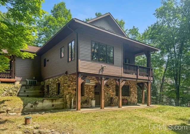 Photo 2 of Single family home for sale at 489 Kalla Walla Trl, Crystal Falls, MI 49920 | MLS# 50216041 | Listing updated on 2026-09-04