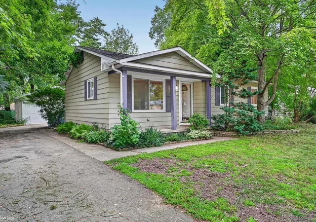 5th image of 312 Fairfield Ave, Holly, MI 48442 | MLS# 50219134