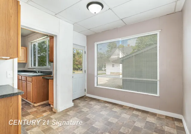 5th image of 805 S Douglas St, Mount Pleasant, MI 48858 | MLS# 50163526