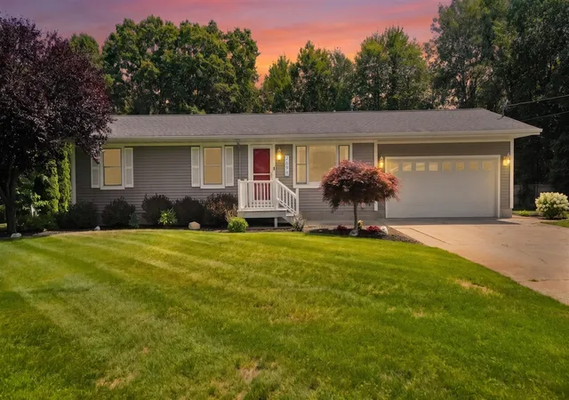 Photo 1 of Single family home for sale at 2698 Hamilton Rd, Muskegon, MI 49445 | MLS# 70550832 | Listing updated on 2026-09-14