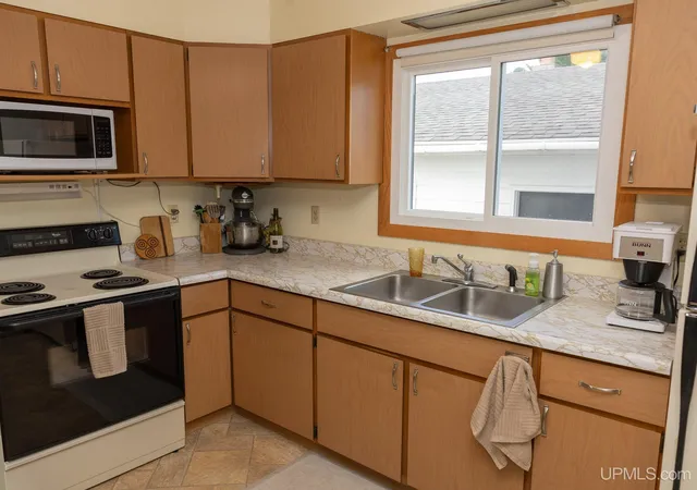 Photo 4 of Sale Pending at 1765 Ellsworth St, Ishpeming, MI 49849 | MLS# 50219879 | Listing updated on 2026-09-16