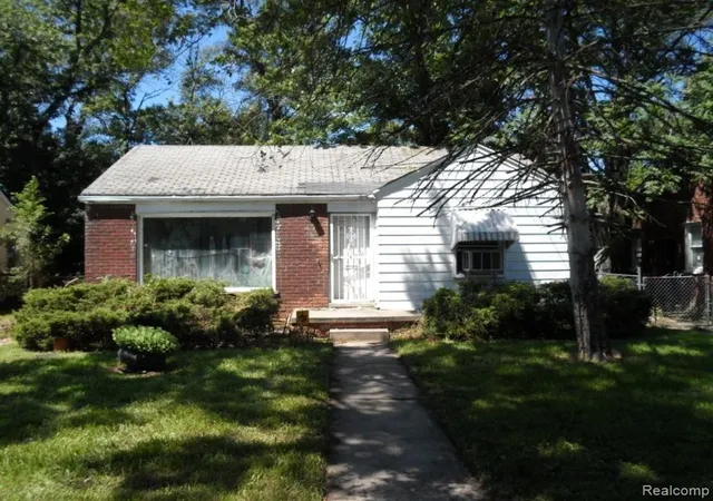 Homes for sale in Detroit, MI | 15729 Greenfield Rd, Detroit, MI 48227 | MLS# 20483877