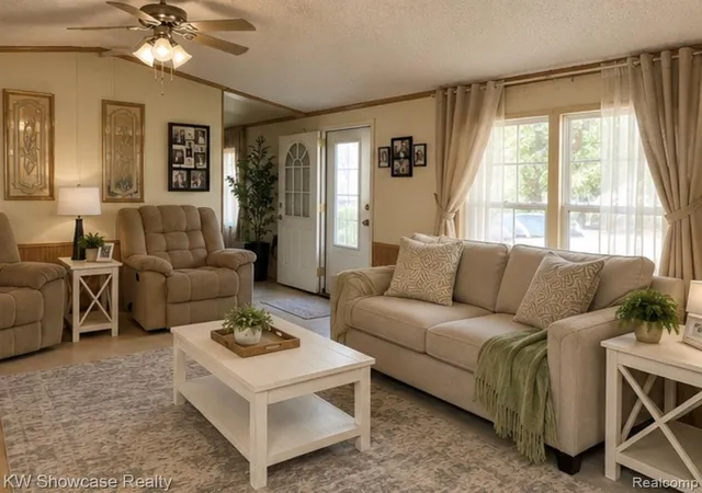 4th image of 2263 Evergreen St, Wixom, MI 48393 | MLS# 61017625