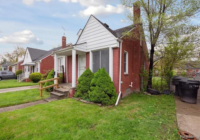 Photo 3 of Single family home for sale at 11908 Roxbury St, Detroit, MI 48224 4114 | MLS# 60973248 | Listing updated on 2026-08-27