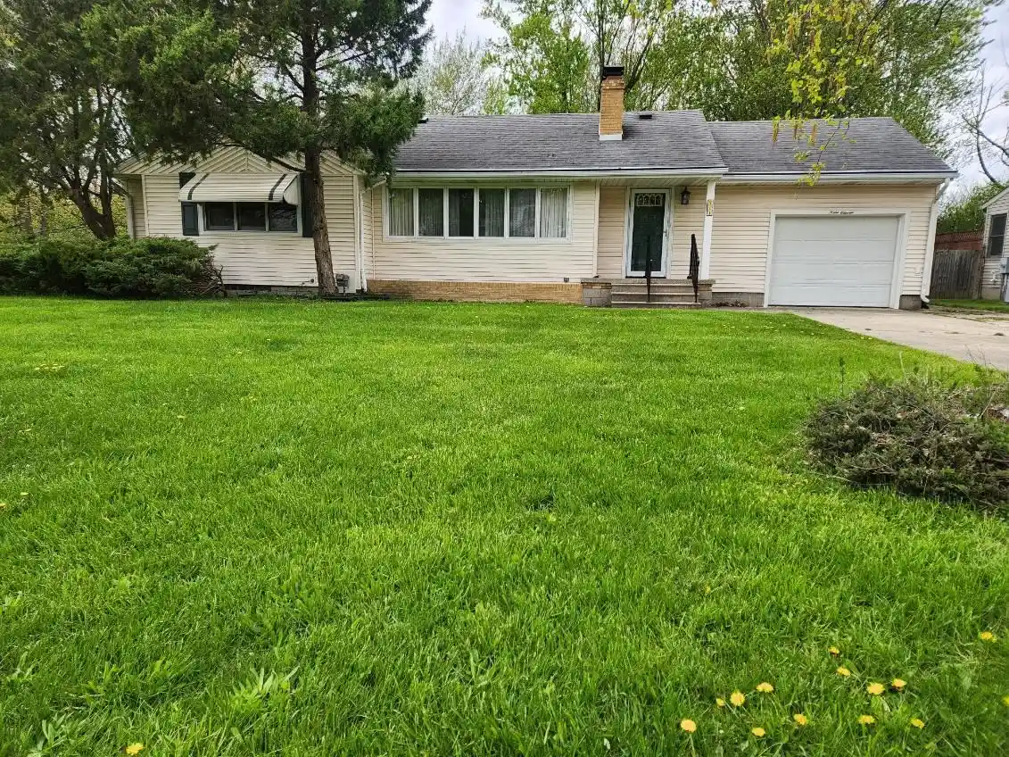 Single family home for sale at 911 S Powell Rd, Essexville, MI 48732 | MLS# 50198164