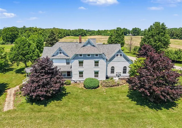 1st image of 7019 109th Ave, South Haven, MI 49090 | MLS# 70541152