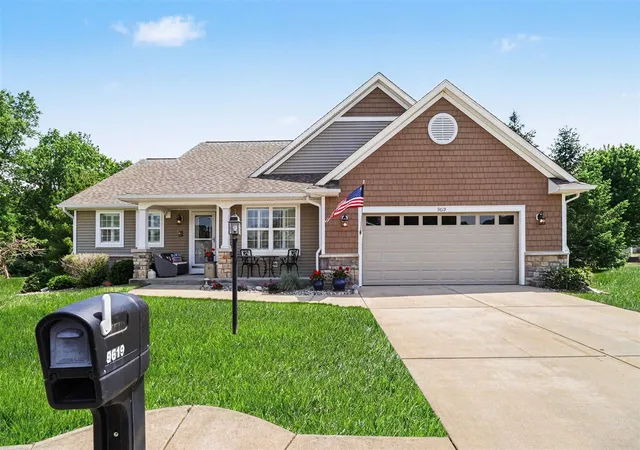 1st image of 9619 Tarpon Springs Dr, Portage, MI 49002 | MLS# 70537284