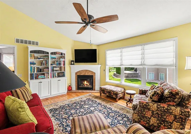 3rd image of 9619 Tarpon Springs Dr, Portage, MI 49002 | MLS# 70537284