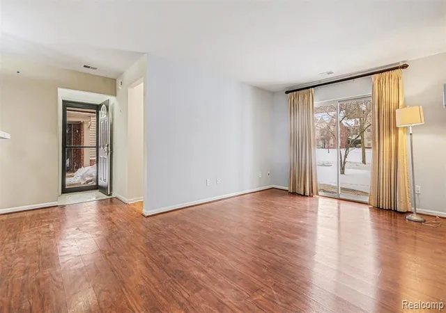 Homes for sale in Ann Arbor, MI | 1577 Addington Ln, Ann Arbor, MI 48108 8955 | MLS# 60967644