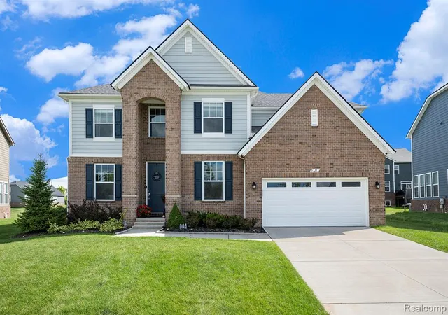 2nd image of 53213 Bay Laurel Ln, South Lyon, MI 48178 | MLS# 61022250
