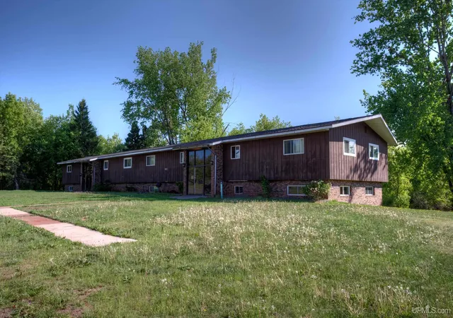 Homes for sale in Ironwood, MI | 421 S Suffolk St, Ironwood, MI 49938 | MLS# 50211095