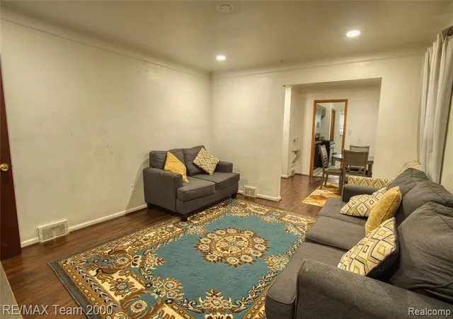 Photo 3 of Single family home for sale at 7523 Calhoun St, Dearborn, MI 48126 | MLS# 61018850 | Listing updated on 2026-08-27