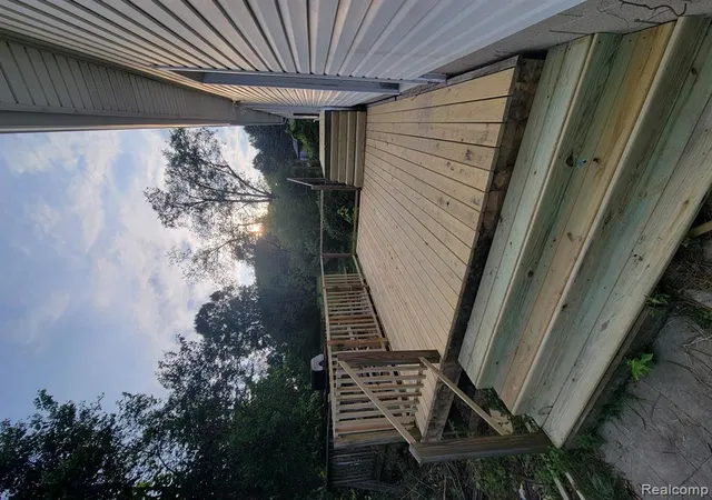 2nd image of 14108 Placid Dr, Holly, MI 48442 | MLS# 61021635