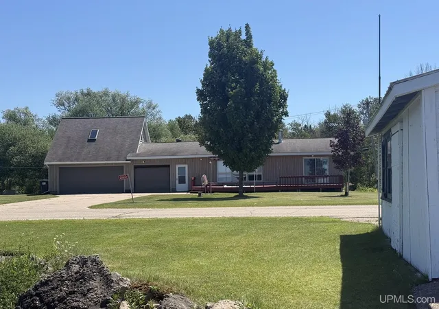Homes for sale in Iron Mountain, MI | W7897 Lake Antoine Rd, Iron Mountain, MI 49801 | MLS# 50214709