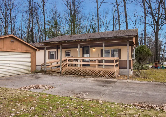 Homes for sale in Fife Lake, MI | 7625 Anthony St, Fife Lake, MI 49633 | MLS# 80067354