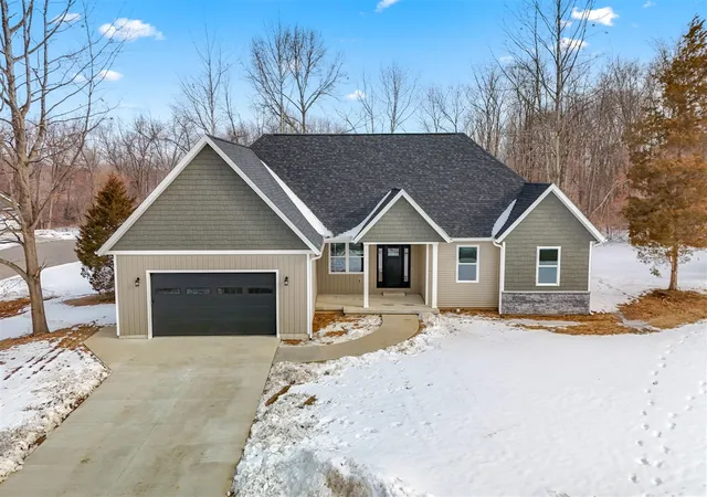 Homes for sale in Coldwater, MI | 64 Arapaho Trl, Coldwater, MI 49036 | MLS# 70515151