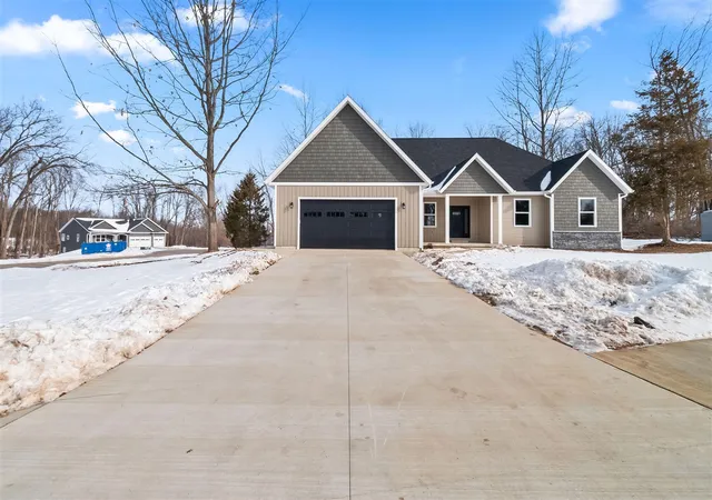 Homes for sale in Coldwater, MI | 64 Arapaho Trl, Coldwater, MI 49036 | MLS# 70515151