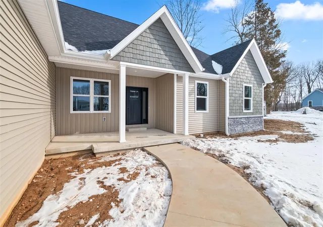 Homes for sale in Coldwater, MI | 64 Arapaho Trl, Coldwater, MI 49036 | MLS# 70515151