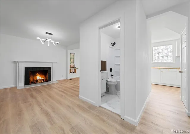 2nd image of 16560 Oakfield St, Detroit, MI 48235 | MLS# 60983759