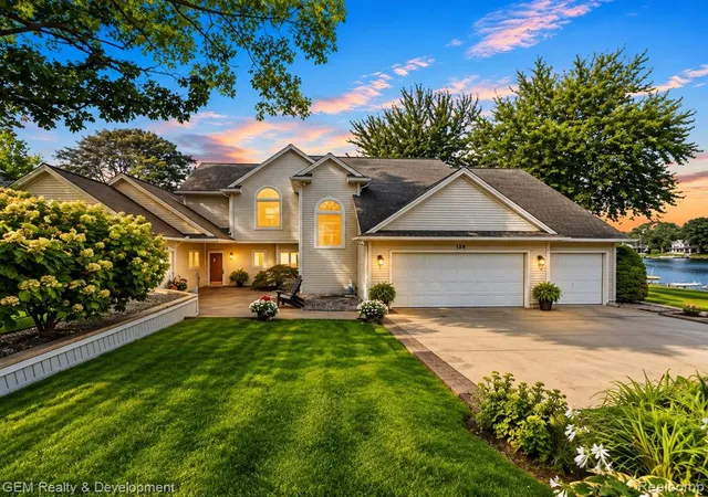 1st image of 146 Castlewood Dr, Brooklyn, MI 49230 9723 | MLS# 61023329