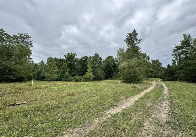 26th image of 5570 Golf Club Rd, Howell, MI 48843 | MLS# 70493050