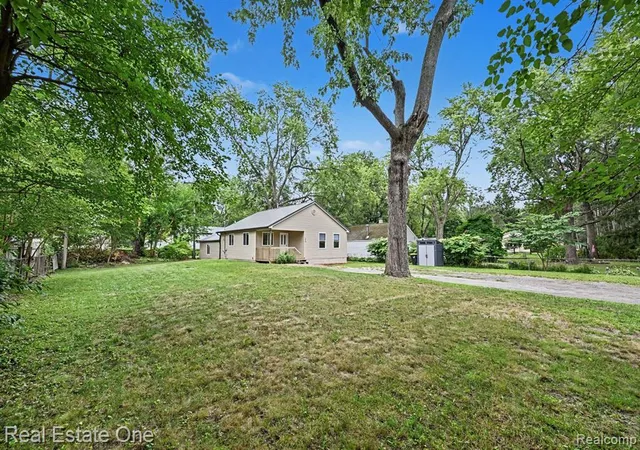 Photo 2 of Sale Pending at 3630 Highland Blvd, Highland, MI 48356 1828 | MLS# 61022875 | Listing updated on 2026-09-01