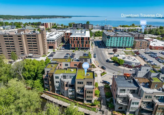 Homes for sale in Traverse City, MI | 157 Uptown Court, Traverse City, MI 49684 | Houzeo