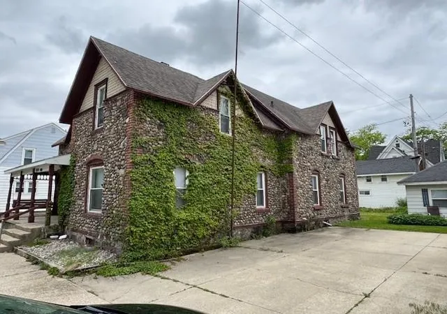 Photo 3 of Multi family home for sale at 1020 S Lansing, Mount Pleasant, MI 48858 | MLS# 80057712 | Listing updated on 2026-06-01