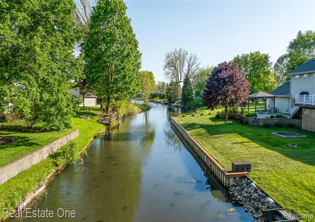 Homes for sale in Pinckney, MI | 8402 Scotia, Pinckney, MI 48169 | MLS# 60994535