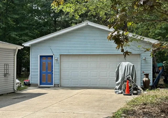 2nd image of 3140 Lake Of The Pines Dr, Lake, MI 48632 | MLS# 70553380