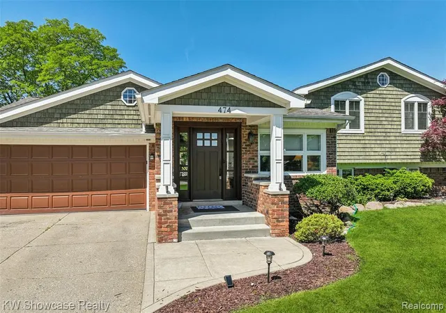 Homes for sale in Waterford, MI | 474 Beverly Island Dr, Waterford, MI 48328 | MLS# 60995781