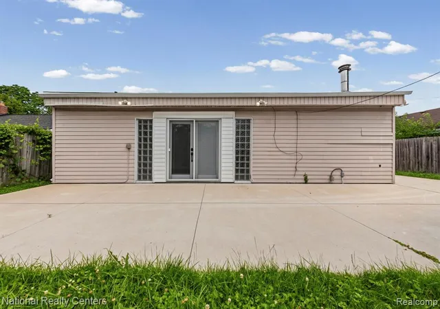 5th image of 11146 Superior Ave, Warren, MI 48089 | MLS# 61008599