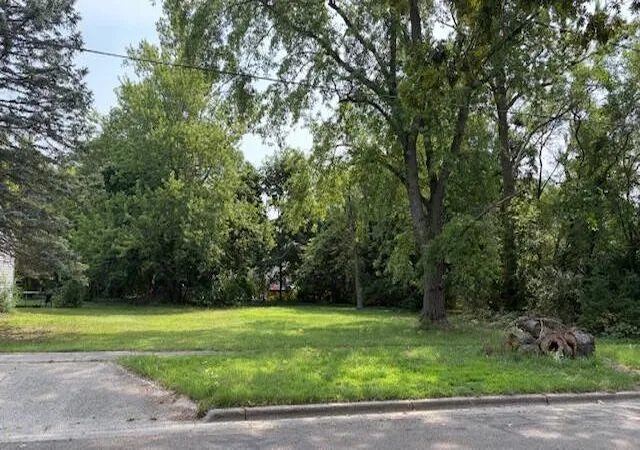 Photo 4 of Land for sale at 628 Mulder St, Muskegon, MI 49442 | MLS# 70552482 | Listing updated on 2026-08-24