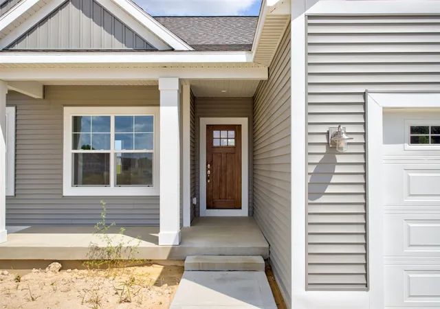 Photo 2 of Single family home for sale at 11665 Cherrybud Dr, Holland, MI 49424 | MLS# 70551023 | Listing updated on 2026-09-01