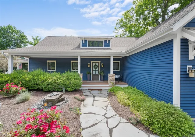 Homes for sale in Berrien Springs, MI | 11087 Lake Shore Dr, Berrien Springs, MI 49103 | MLS# 70509923